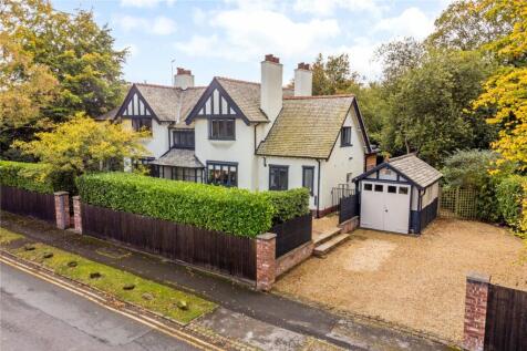 Styal Road, Wilmslow, Cheshire, SK9 5 bed detached house for sale