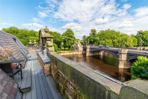 Terry Avenue, York, North Yorkshire, YO1 2 bed penthouse for sale