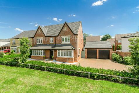 5 bedroom detached house for sale