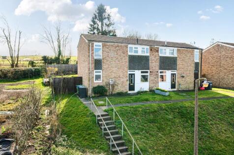 2 bedroom semi-detached house for sale