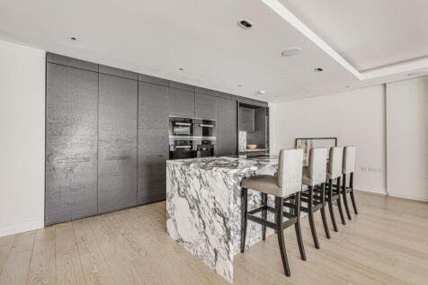Park Street, London 3 bed flat for sale