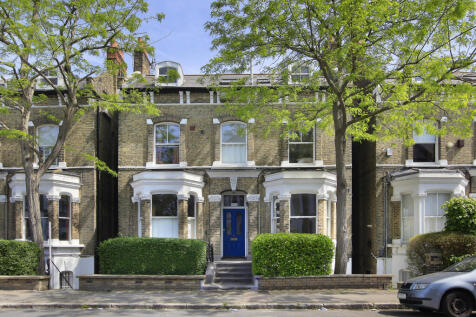 Gauden Road, Clapham, London 2 bed flat for sale