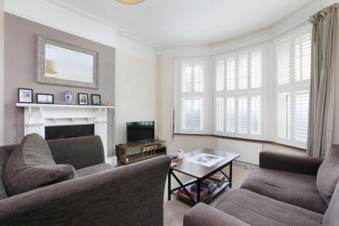 Aristotle Road, Clapham, London 2 bed flat for sale