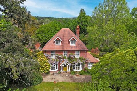 Beechwood Lane, Burley, Ringwood, BH24 4 bed detached house for sale