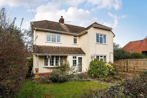 Clough Lane, Burley, Ringwood, BH24 4 bed detached house for sale