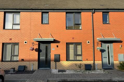 3 bedroom terraced house for sale