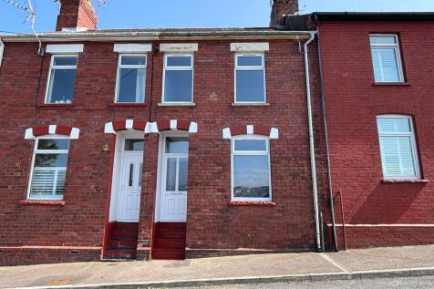 Clive Road, Barry, CF62 2 bed terraced house for sale