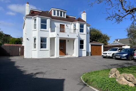 Fontygary Road, Rhoose, CF62 5 bed detached house for sale