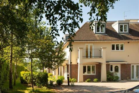 NO CHAIN! Kithurst Lane, Storrington... 2 bed flat for sale