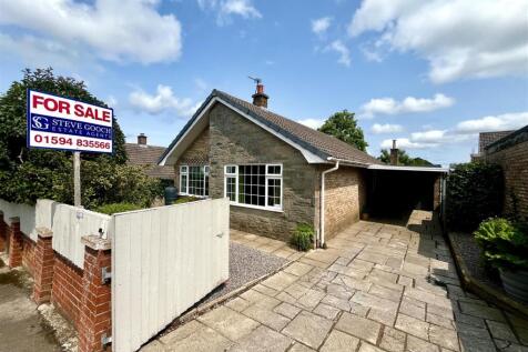 St. Bruels Close, Lydney GL15 3 bed detached bungalow for sale