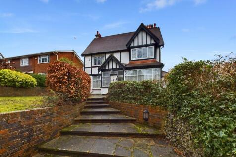 The Drive, Coulsdon CR5 5 bed detached house for sale