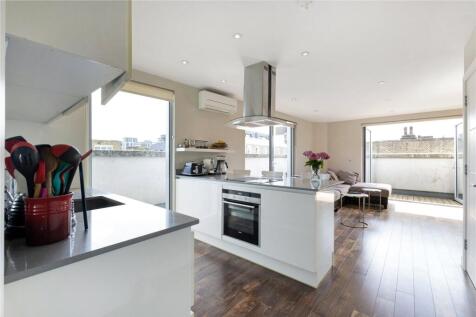 Norroy Road, Putney, London, SW15 2 bed penthouse for sale