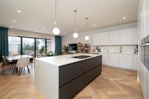George Road, Kingston upon Thames... 5 bed end of terrace house for sale
