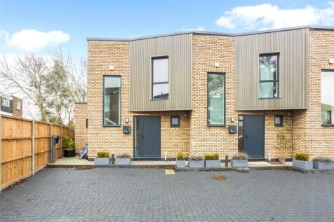 Harrow Road, Wembley, London, HA0 3 bed end of terrace house for sale