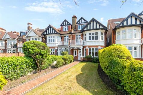 5 bedroom semi-detached house for sale