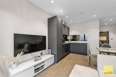 Dock East Apartments, 2 Selsdon Way... 1 bed apartment for sale