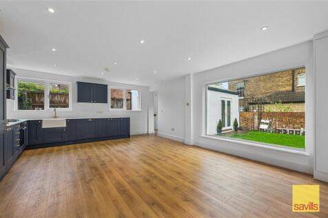 Woodhill, Woolwich, London, SE18 3 bed detached house for sale