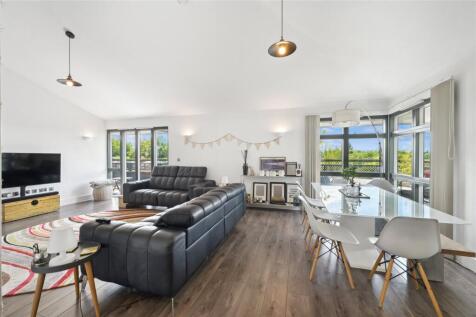 4 bedroom apartment for sale