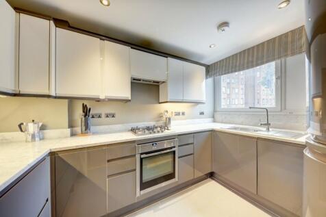 Farley Court, Melbury Road, London, W14 3 bed apartment for sale