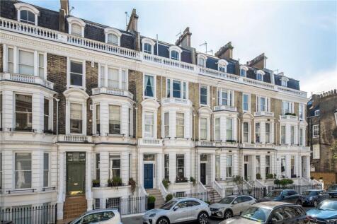Stafford Terrace, London, W8 2 bed maisonette for sale