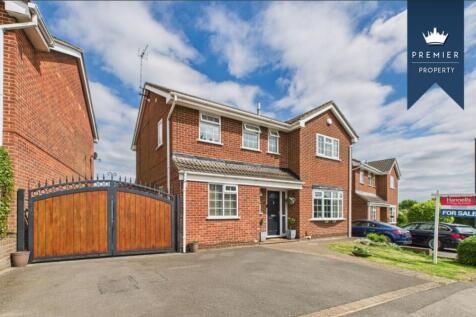 4 bedroom detached house for sale