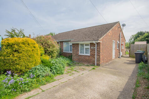 2 bedroom semi-detached bungalow for sale