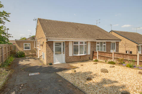 1 bedroom semi-detached house for sale