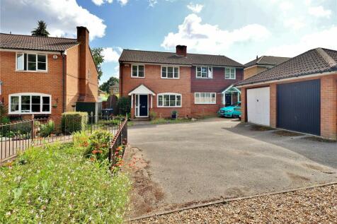 4 bedroom semi-detached house for sale