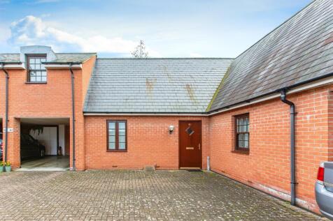 2 bedroom terraced bungalow for sale