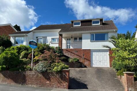 Douglas Avenue, Exmouth 4 bed detached house for sale