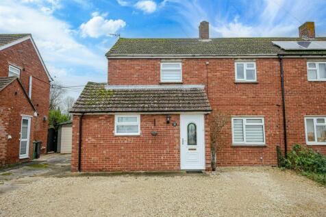 Brookside Estate, Chalgrove OX44 3 bed house for sale