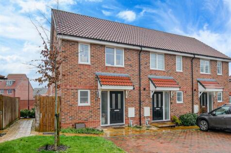 Falcon Drive, Didcot OX11 2 bed end of terrace house for sale