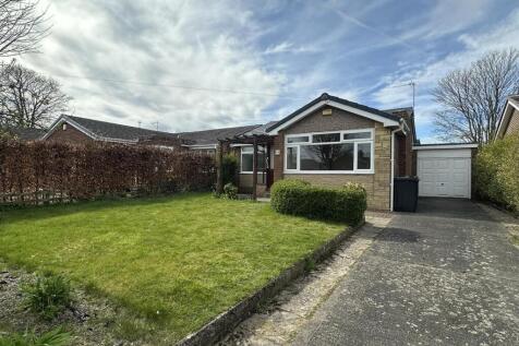 2 bedroom detached bungalow for sale