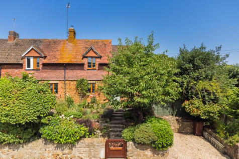 2 bedroom semi-detached house for sale