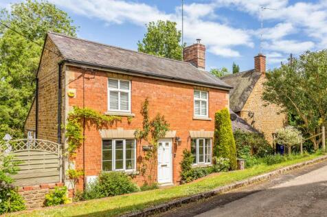2 bedroom house for sale