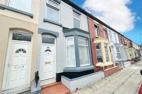 4 bedroom terraced house for sale