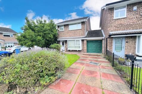 Carnforth Close, West Derby, Liverpool 3 bed semi