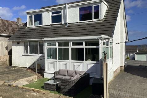 Fern Hill, Benllech 4 bed detached bungalow for sale