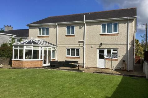 Brynteg 4 bed house for sale