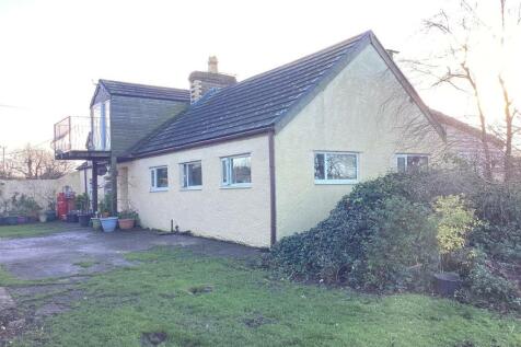 Penysarn 2 bed cottage for sale