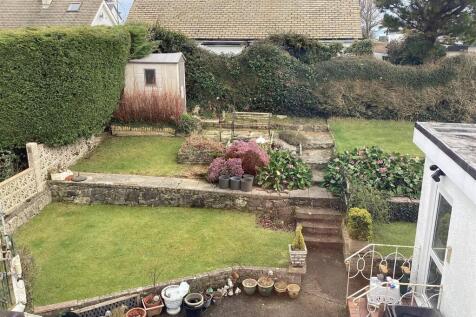 Breeze Hill, Benllech, Tyn Y Gongl 4 bed detached bungalow for sale