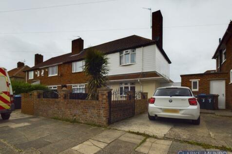 2 bedroom semi-detached house for sale