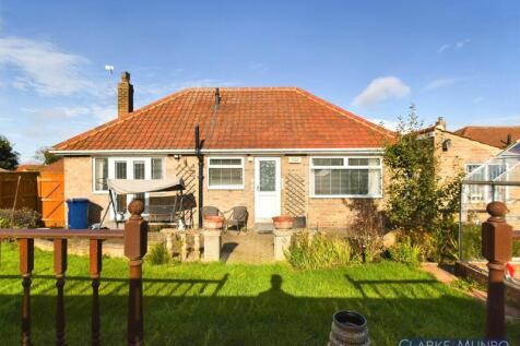 2 bedroom detached bungalow for sale