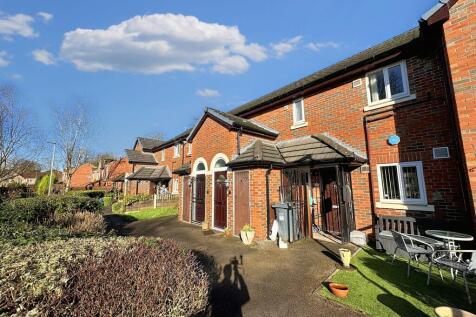 Melton Road, Manchester, M8 1 bed flat for sale