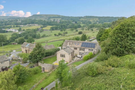 Crosland Edge, Meltham, Holmfirth, HD9 5 bed barn conversion for sale