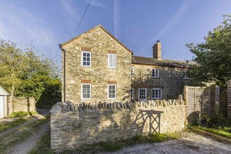 4 bedroom cottage for sale