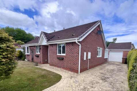 Wilton Court, Greenfields, Newton... 2 bed detached bungalow for sale