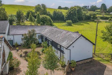 4 bedroom barn conversion for sale