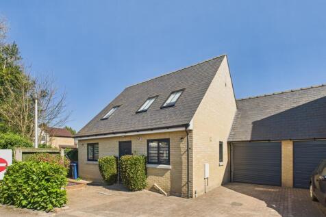 Denmark Road, Cottenham 3 bed link detached house for sale