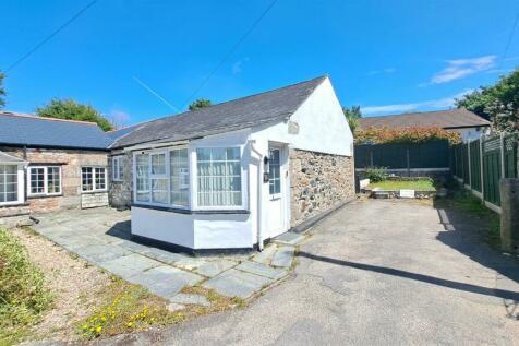 2 bedroom terraced bungalow for sale